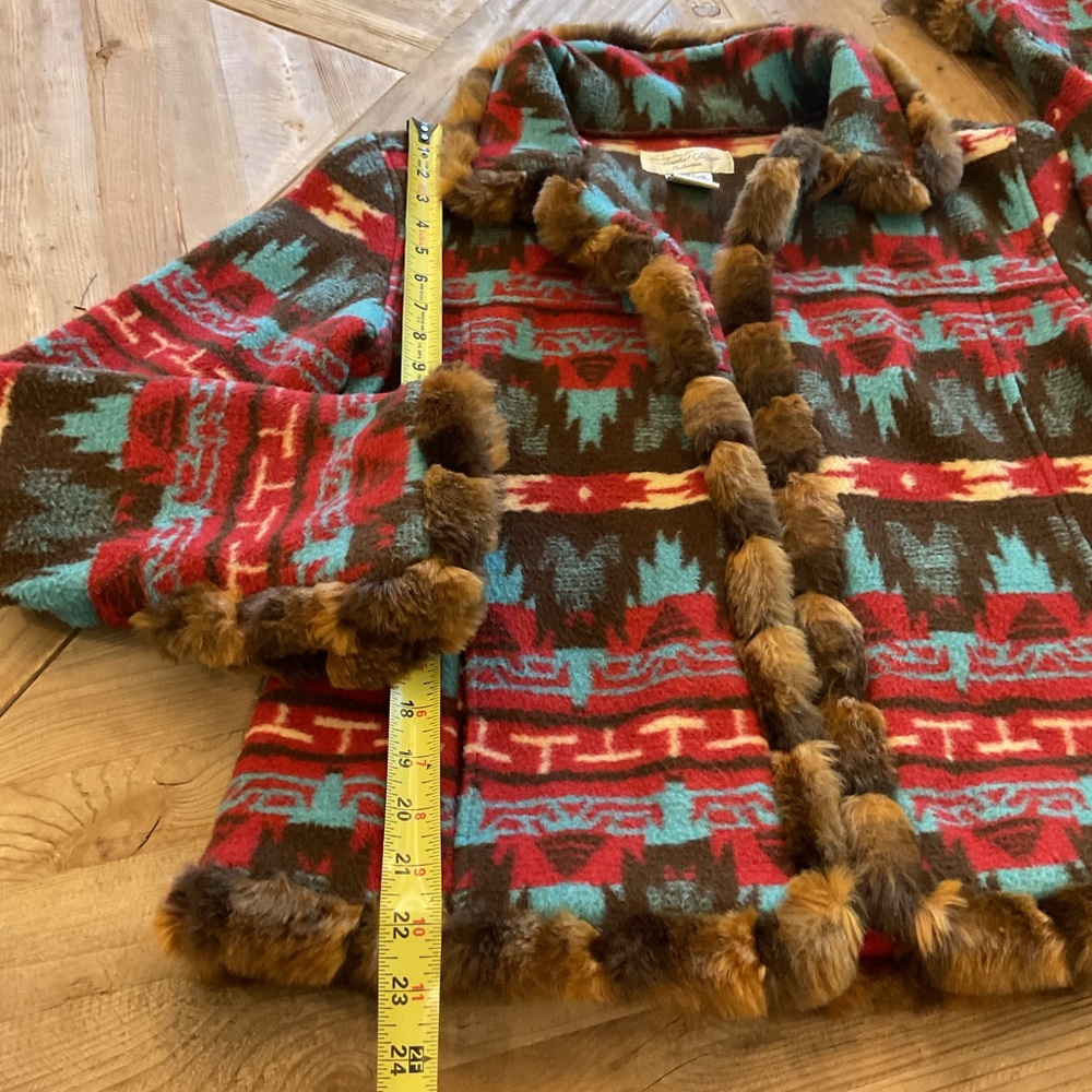 Tasha Polizzi Collection‎ Southwestern Faux Fur Trim Jacket - Picture 7 of 7